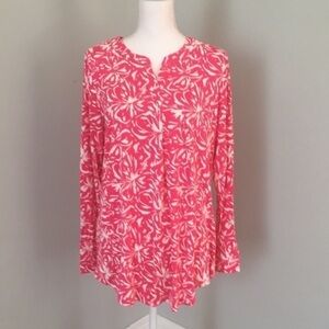 - TRAVELSMITH pink and white knit tunic